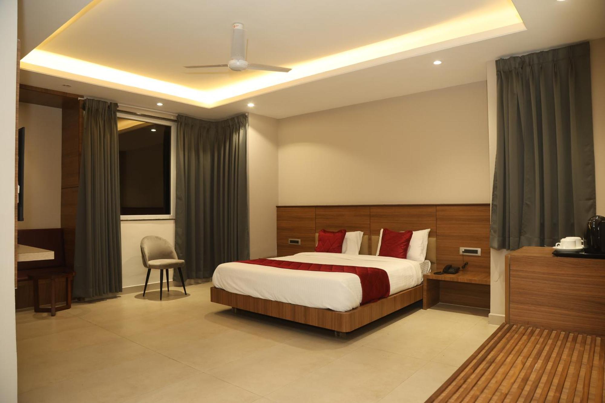 Hotel Rohika Aau-Igh Guwahati Esterno foto