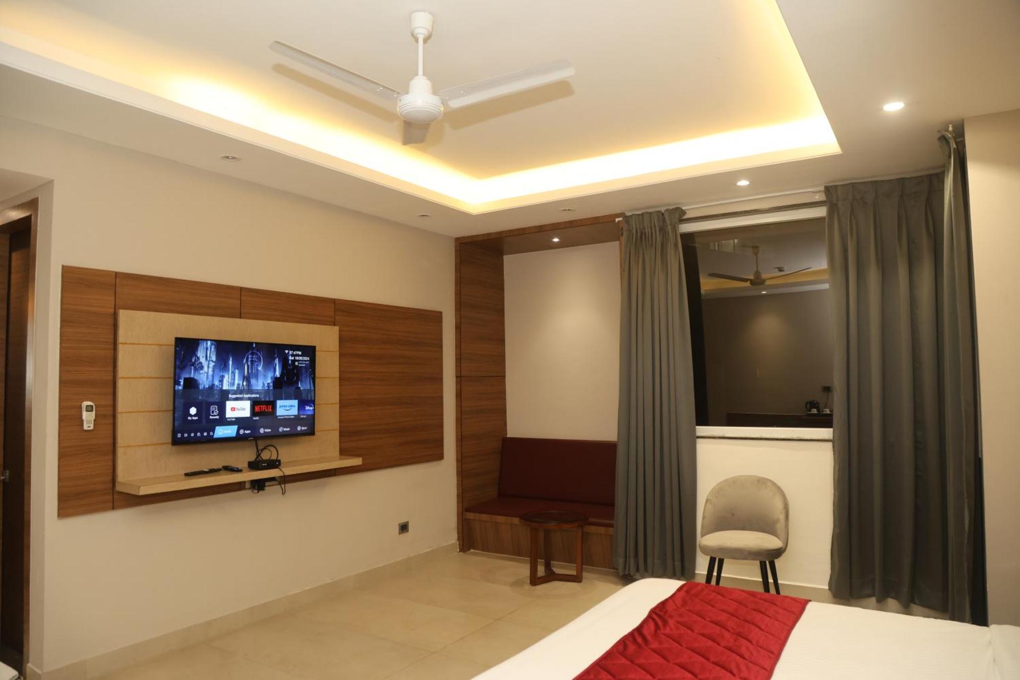 Hotel Rohika Aau-Igh Guwahati Esterno foto