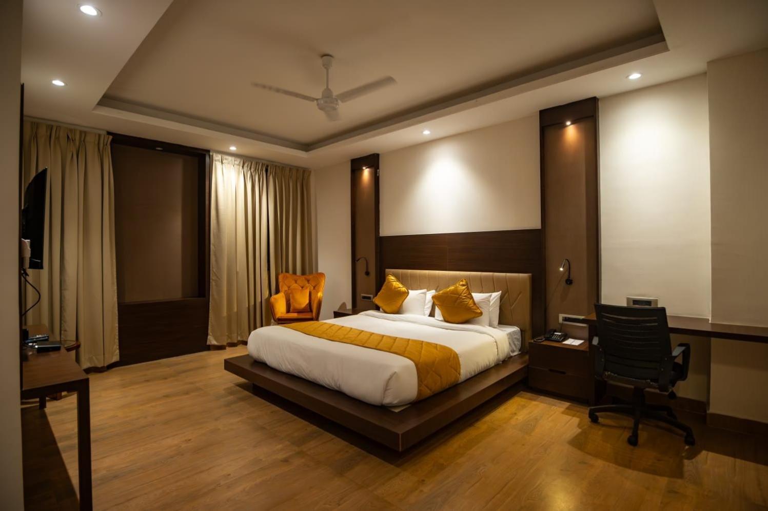 Hotel Rohika Aau-Igh Guwahati Esterno foto